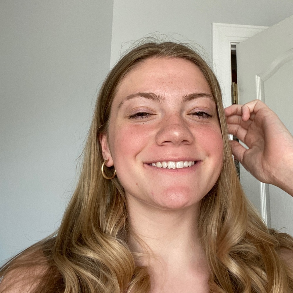 Meet your Posher, Mckenzy